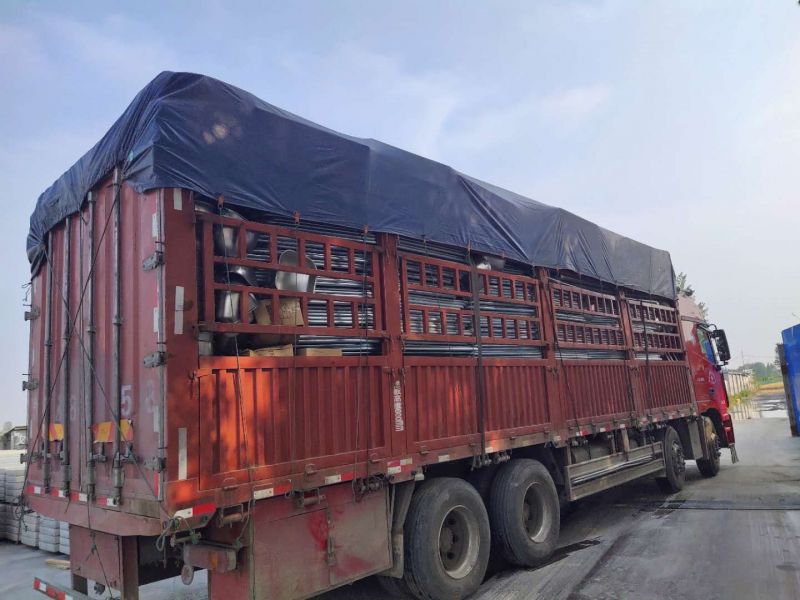 重庆奉节黄总订购的猪用限位栏，自动料线装车发货了